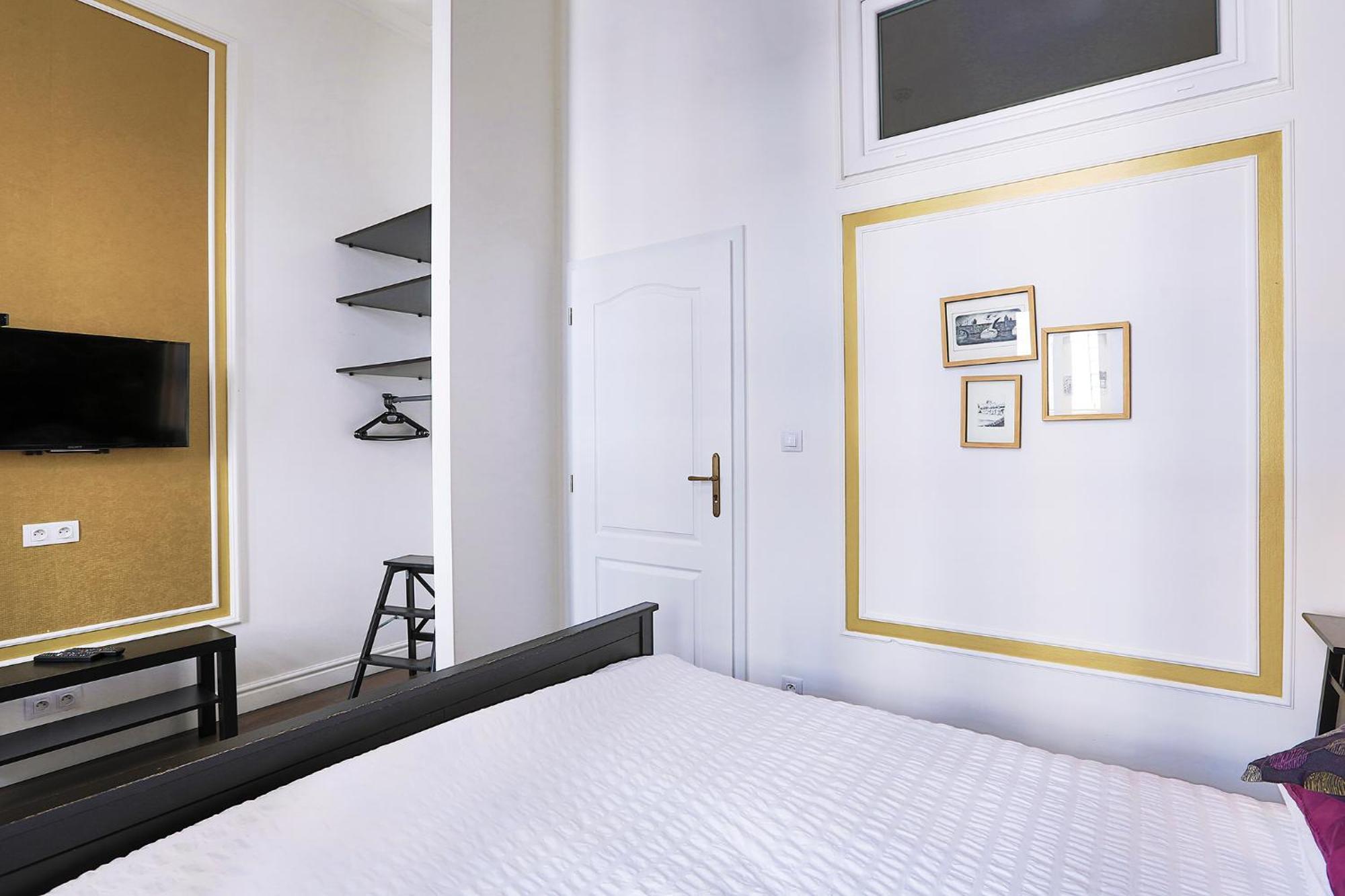 Two-Bedroom Haven In The Old Town Praga Esterno foto